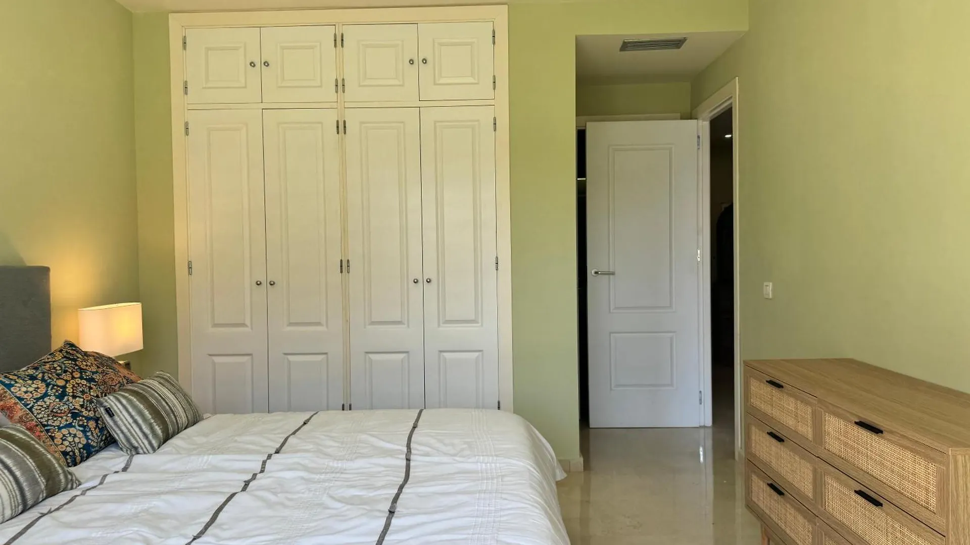 דירה מנילבה La Duquesa Sun Coast - Eaw Homes